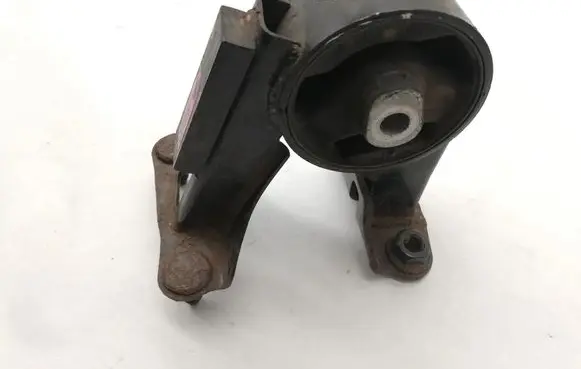 Toyota Auris E180 Gearbox mount