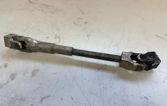 BMW 3 E90 E91 Steering column universal joint 6769157
