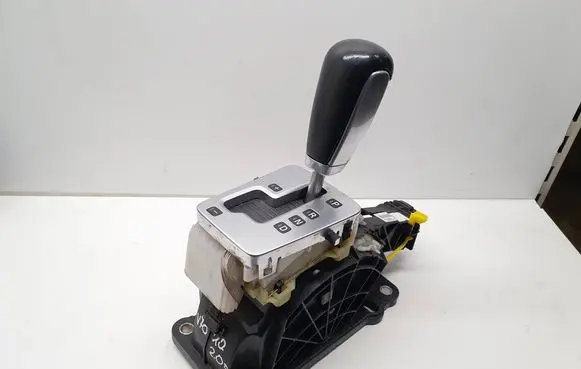 Volvo V70 Gear selector 31259562 20100916111918