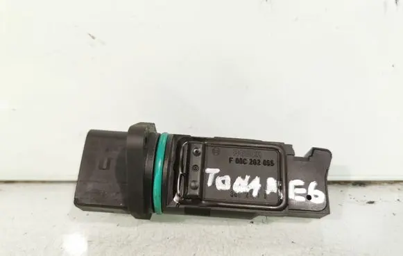 Volkswagen Touareg I Mass air flow meter F00C262055
