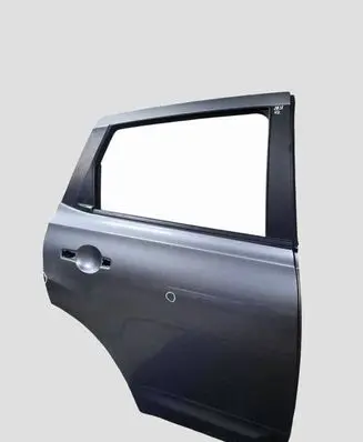 Nissan Qashqai Rear door