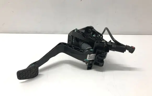 Ford Ecosport Clutch pedal CN157B633AC