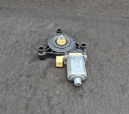 Audi Q8 Front door window regulator motor 8W0959801