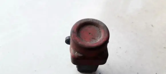 Renault Scenic I Fuel cut-off switch 7700414373