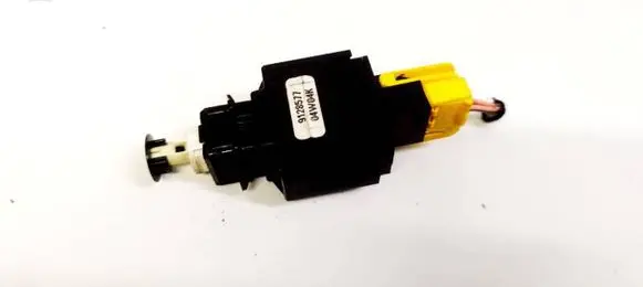 Volvo S40, V40 Brake pedal sensor switch 9128577