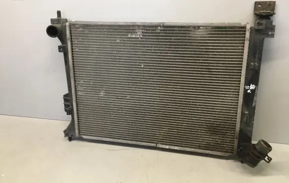 Hyundai i20 (PB PBT) Coolant radiator 67609 0008553