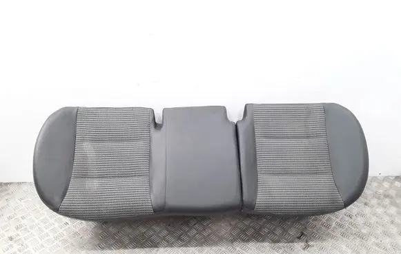 Mercedes-Benz B W245 Rear seat 