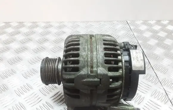 Skoda Octavia Mk2 (1Z) Generator/alternator 06F903023F