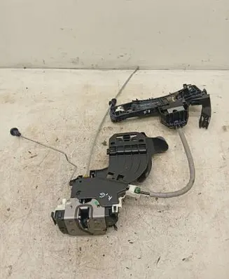 Mercedes-Benz GL X166 Rear door lock A2047302735 ZS002