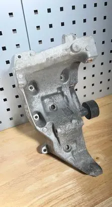 BMW 1 E81 E87 Generator/alternator bracket 7802639 11167802639 139920
