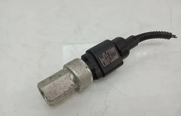 Volkswagen Tiguan Air conditioning (A/C) pressure sensor 1K0959126D 52CP0905 8d0973703