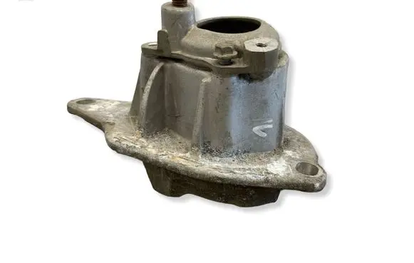 Volvo XC70 Coil spring mount 8672094