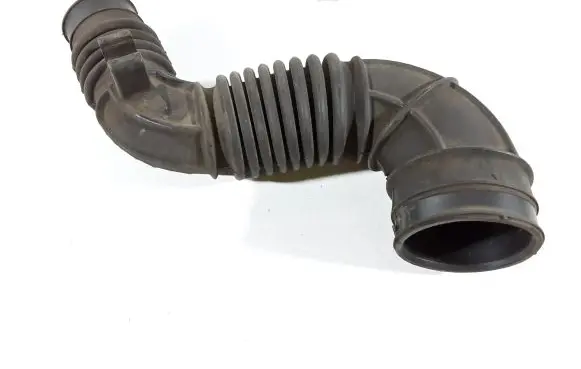 Suzuki Grand Vitara I Air intake hose/pipe