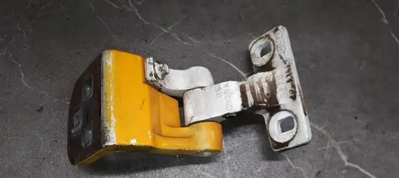 Ford Courier Rear door lower hinge