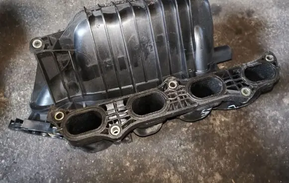 Toyota RAV 4 (XA20) Intake manifold 1712928040