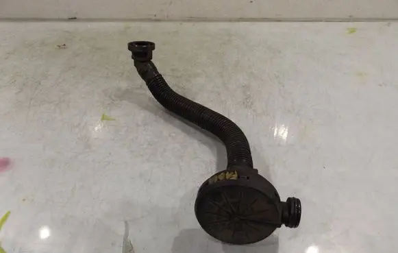 Skoda Fabia Mk2 (5J) Breather/breather pipe/hose 03E103765C