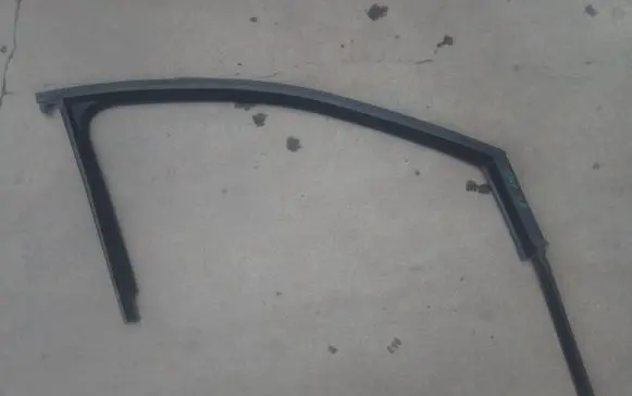 Volkswagen Golf VII Rubber seal front coupe door 5G4837432E