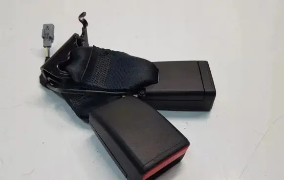 Renault Talisman Rear seatbelt buckle