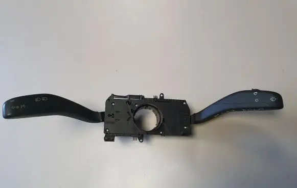 Volkswagen Polo IV 9N3 Wiper turn signal indicator stalk/switch 6Q0953503CE 5634218