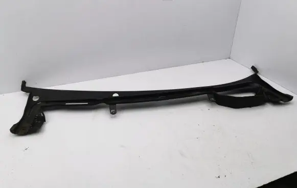 Tesla Model S Wiper trim 102864200A