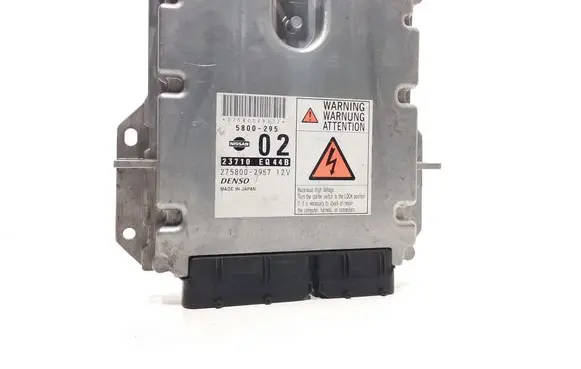 Nissan X-Trail T30 Engine control unit/module 23710EQ44B 2758002957 5800295