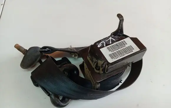 Chrysler Voyager Rear seatbelt 04680509AC