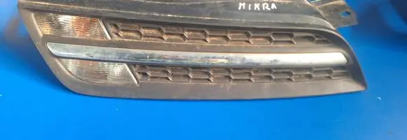 Nissan Micra Front fog light trim/grill 62320bc4