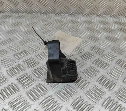 Alfa Romeo Stelvio Radiator support slam panel bracket 505426860 00505426860