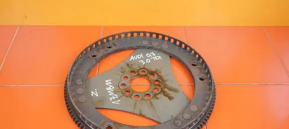 Audi Q7 4L Flywheel 059105323T BUG