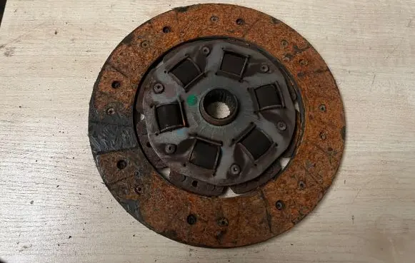 Clutch pressure plate