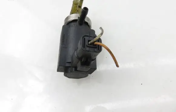 Peugeot 308 Valve vacuum 701777180