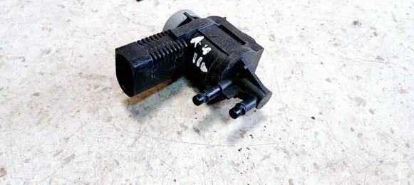 Audi A4 S4 B8 8K Turbo solenoid valve 1K0906283A
