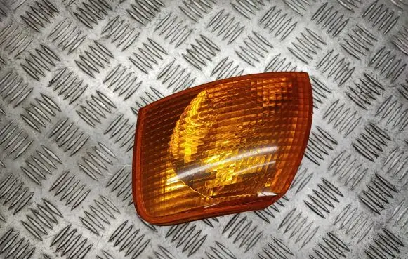 Front indicator light
