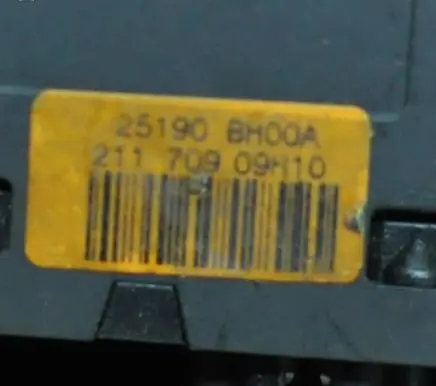 Nissan Note (E11) Other switches/knobs/shifts 25190BH00A