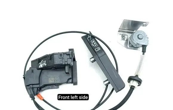 Chevrolet Corvette C8 Front door lock 85162508
