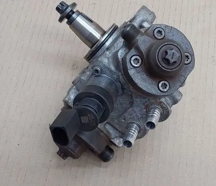 BMW 3 F30 F35 F31 Fuel injection high pressure pump 0445010634BMWOE