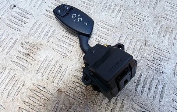 BMW 5 E60 E61 Indicator stalk 6924103