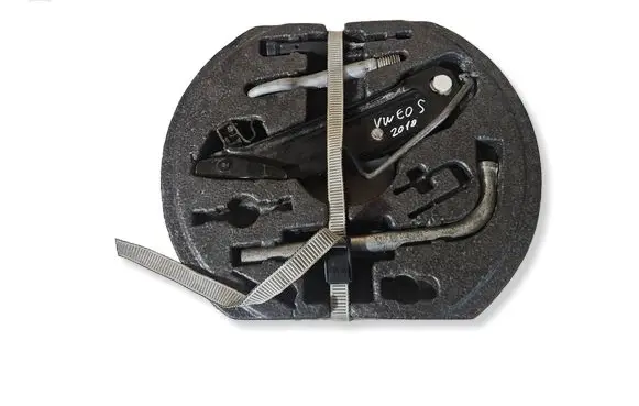 Volkswagen Eos Tool set 1K0012115F