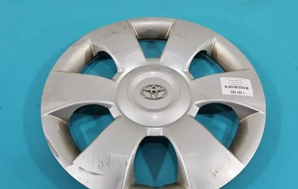 Toyota Yaris R16 wheel hub/cap/trim IMPRK1407683
