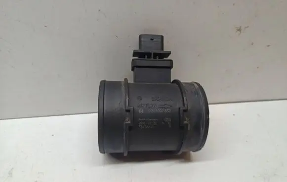Opel Zafira B Mass air flow meter 0281002832 33476640 20160222