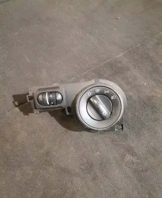 Volkswagen Touareg I Light switch 7L6858903AA P0103133