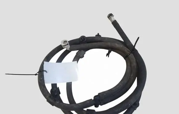 Jaguar XF X250 Windshield washer fluid hose