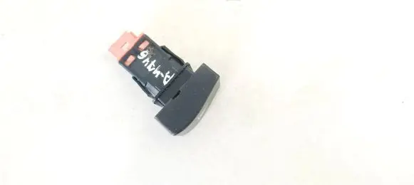 Peugeot 3008 I Hazard light switch 0668767 06-68767