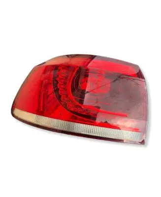 Volkswagen Golf VI Rear/tail lights 5K7945207A