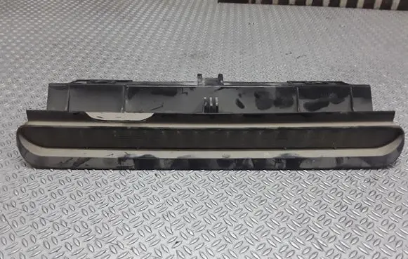 Volvo V70 Third/center stoplight 9151490