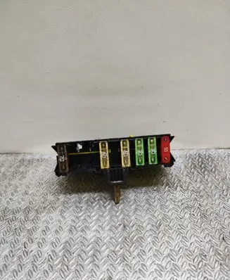 Citroen C5 Fuse module 9636079380