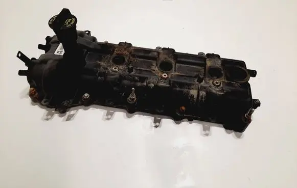 Chrysler 200 Rocker cam cover 
