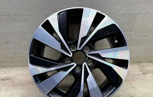 Volkswagen Polo VI R15 alloy rim 2G0601025D
