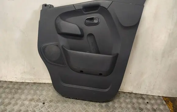 Renault Master III Front door card panel trim 809001997R
