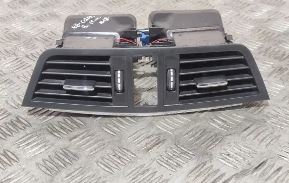 Mercedes-Benz E C207 W207 Dashboard air vent grill cover trim A2078301154 A207830005